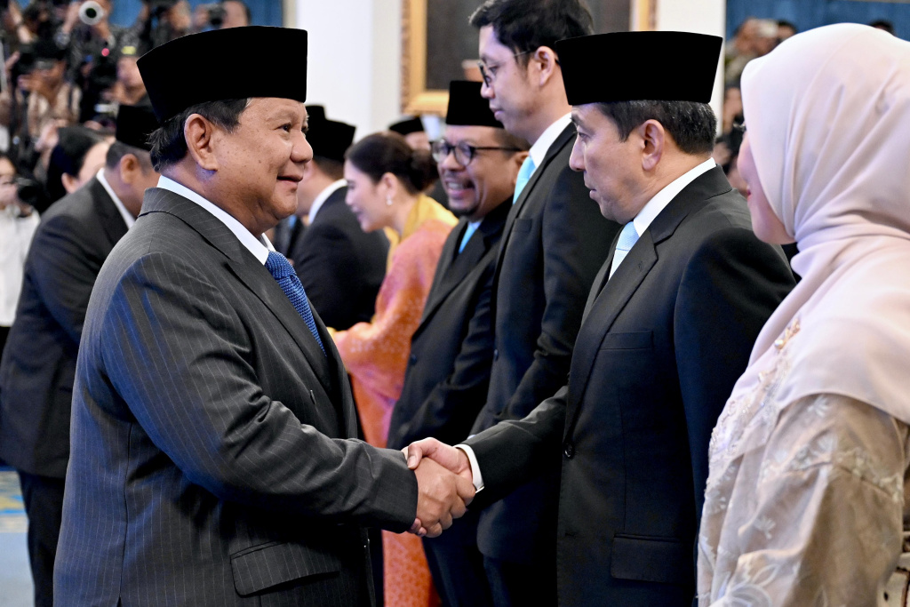 Presiden Prabowo melantik Menteri dan Wakil Menteri di Istana (Ashar/Foto:BiroSetpres/SinPo.id)