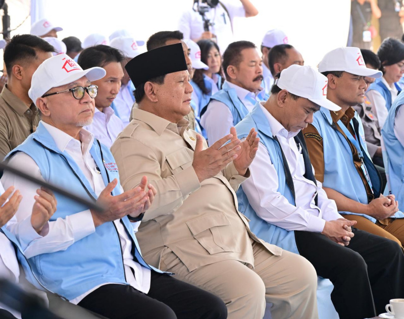 Presiden Prabowo Subianto resmi meluncurkan 80.081 kelembagaan Koperasi desa di Desa Bentangan Klaten Jawa Tengah (Ashar/Foto:BiroPers/SinPo.id)