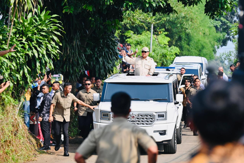 Presiden Prabowo Subianto resmi luncurkan Program Hasil Terbaik Cepat (PHTC) dalam peringati Hari Pendidikan Nasional (Ashar/Foto:Laily-Setpres/SinPo.id)