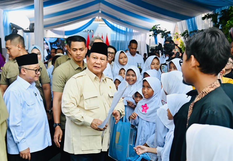 Presiden Prabowo Subianto resmi luncurkan Program Hasil Terbaik Cepat (PHTC) dalam peringati Hari Pendidikan Nasional (Ashar/Foto:Laily-Setpres/SinPo.id)