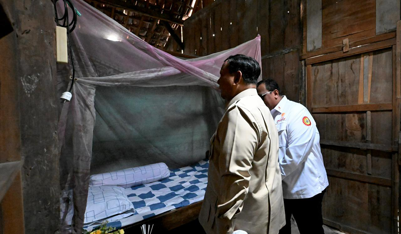 Prabowo resmikan museum ibu Marsinah. (Agus Priatna/BPMI Setpres/SinPo.id)