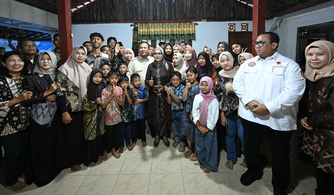 Prabowo resmikan museum ibu Marsinah. (Agus Priatna/BPMI Setpres/SinPo.id)