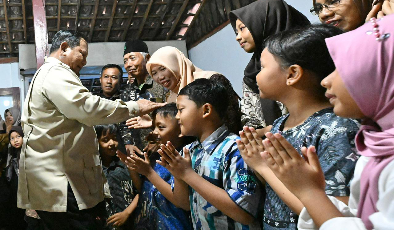 Prabowo resmikan museum ibu Marsinah. (Agus Priatna/BPMI Setpres/SinPo.id)
