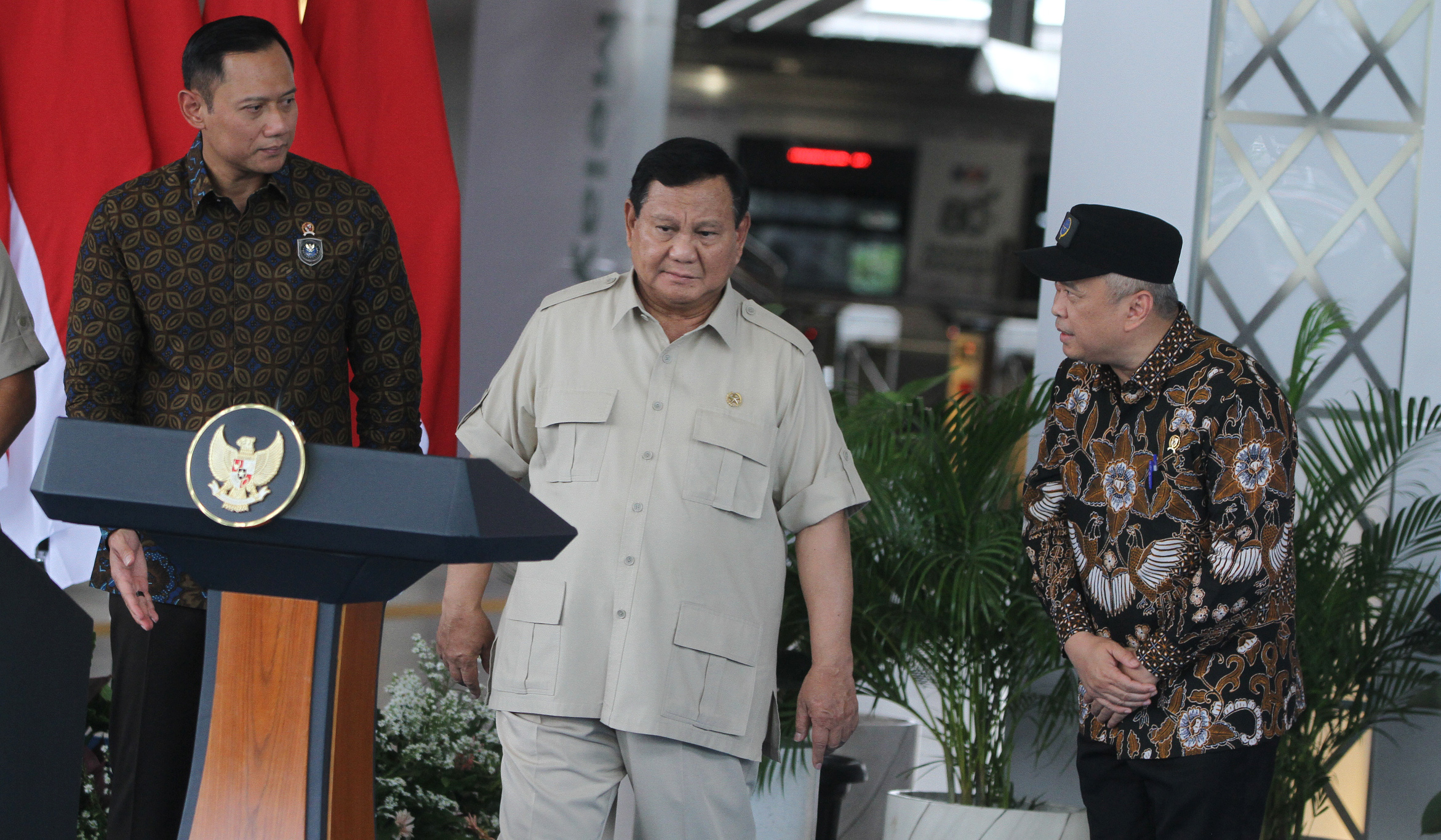 Prabowo resmikan Stasiun Tanah Abang. (Agus Priatna/SinPo.id)