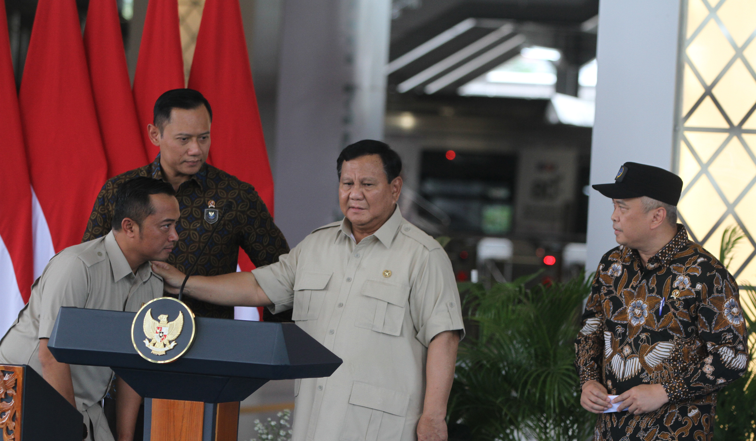Prabowo resmikan Stasiun Tanah Abang. (Agus Priatna/SinPo.id)