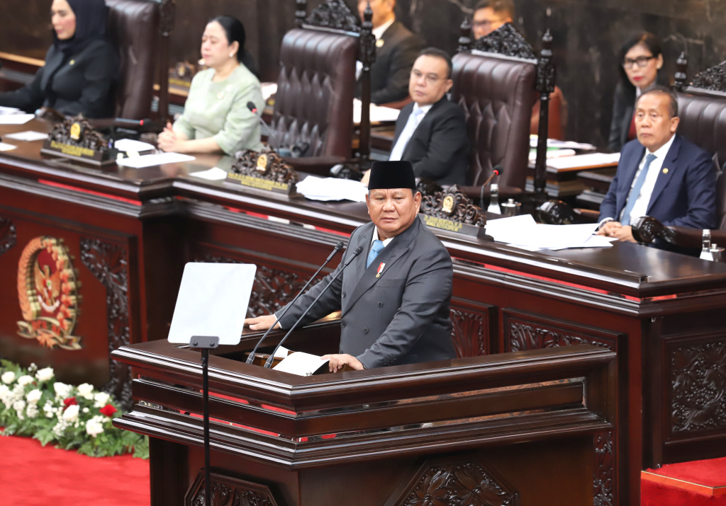Presiden Prabowo Subianto menyampaikan Pidato Kerangka Ekonomi Makro (KEM) dan Pokok-Pokok Kebijakan Fiskal (PPKF) Anggaran 2027 (Ashar/SinPo.id)
