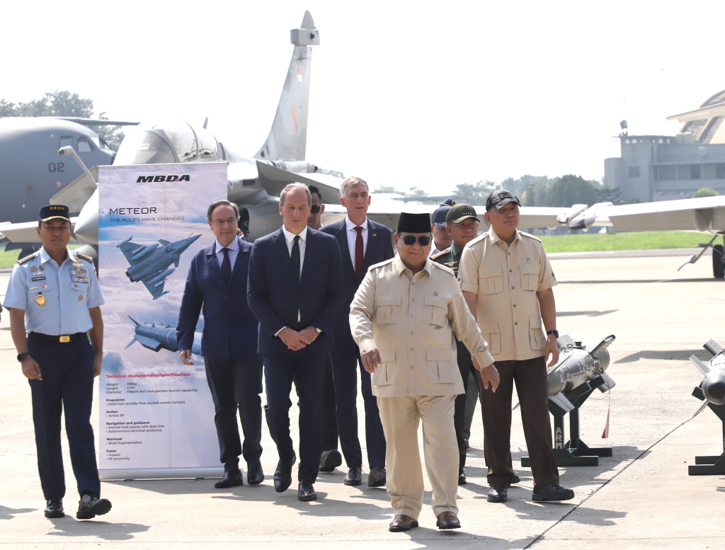 Presiden Prabowo Subianto menyerahkan Jet Tempur Rafale, Falcon 8, Radar dan Rudal buatan Prancis di Lanud Halim Perdanakusuma (Ashar/SinPo.id)