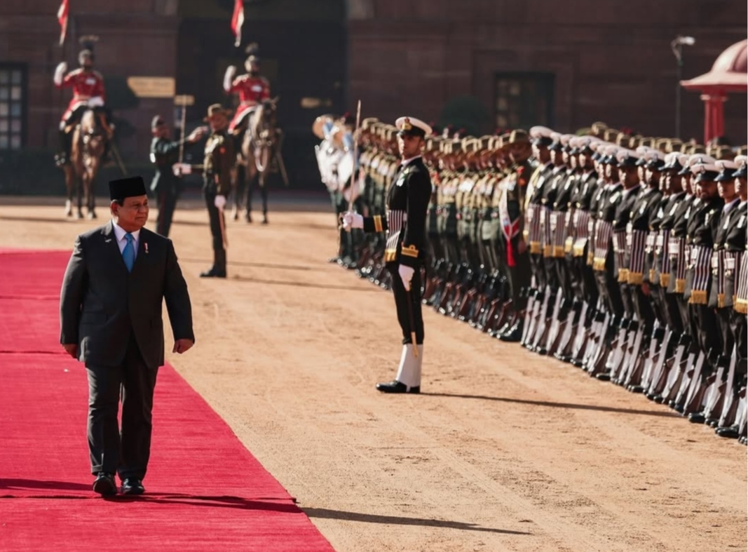 Presiden RI Prabowo Subianto melakukan kunjungan kenegaraan dalam memperingati Hari Republik ke-76 India di Istana Kepresidenan Rashtrapati Bhavan New Delhi (Ashar/Foto:Tim Media Presiden/SinPo.id)