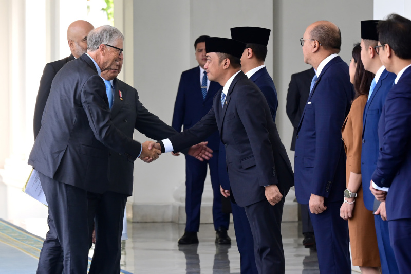 Presiden Prabowo Subianto menerima kunjungan kehormatan Tokoh Filantropi Dunia dan Pendiri Gates Foundation Bill Gates di Istana Merdeka (Ashar/Foto:Muchlis Jr-Setpres/SinPo.id)