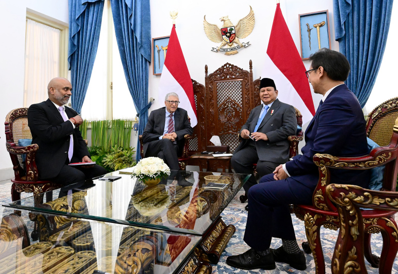 Presiden Prabowo Subianto menerima kunjungan kehormatan Tokoh Filantropi Dunia dan Pendiri Gates Foundation Bill Gates di Istana Merdeka (Ashar/Foto:Muchlis Jr-Setpres/SinPo.id)