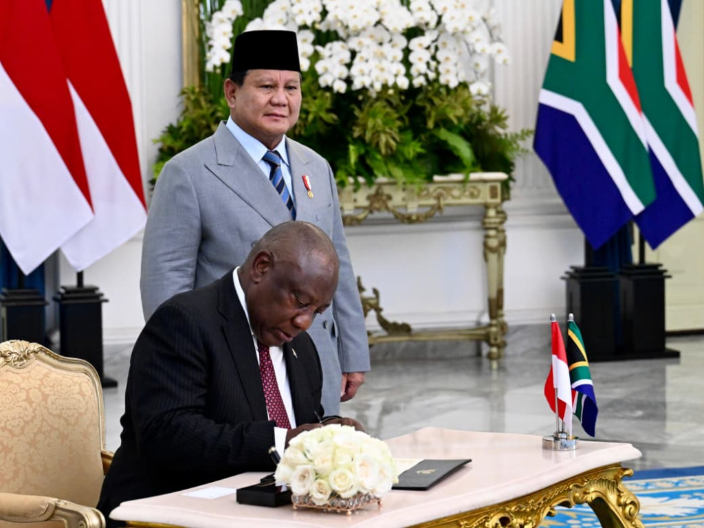 Presiden Prabowo menerima kunjungan kenegaraan Presiden Afrika Selatan Cyril Ramaphosa membahas kerja sama ekonomi dan keamanan (Ashar/Foto: BiroSetpres/SinPo.id)