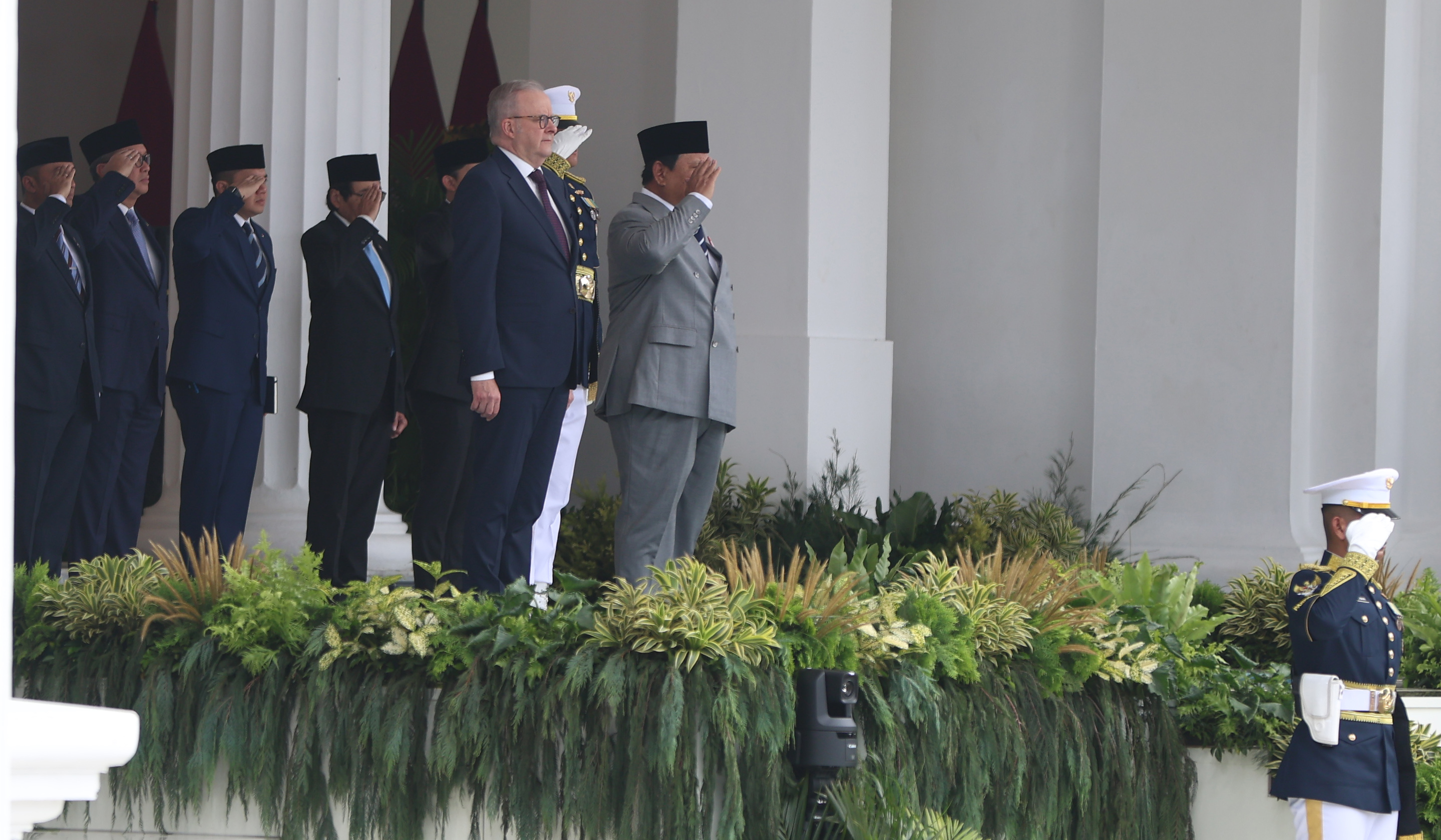 Prabowo saat menerima kunjungan kenegaraan PM Australia. (Agus Priatna/SinPo.id)