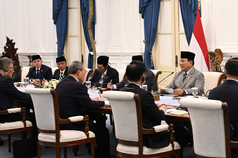 Presiden Prabowo menerima kunjungan kenegaraan PM China Li Qiang di Istana Merdeka (Ashar/Foto:Cahyo-Biropers/SinPo.id)