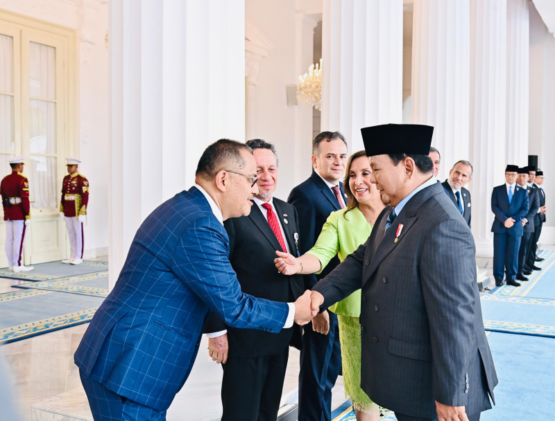 Presiden Prabowo menerima kunjungan kenegaraan Presiden Peru Dina Ercilia Boluarte Zegarra di Istana Merdeka (Ashar/Foto:LailyRachev Biro Setpres/SinPo.id)