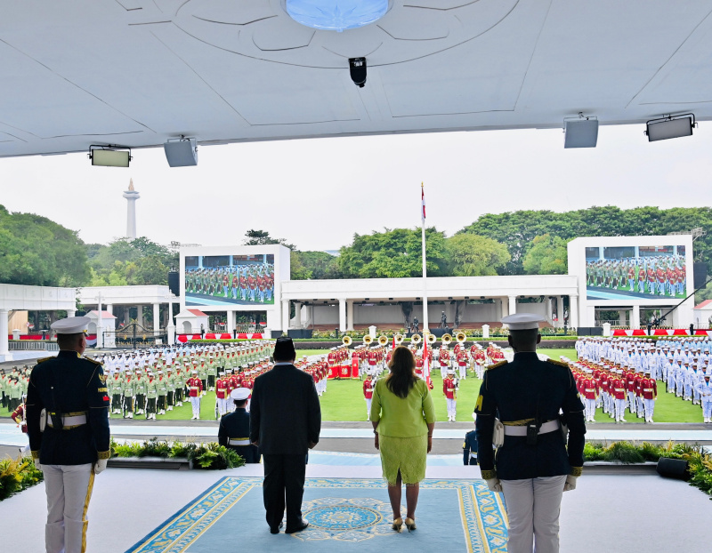 Presiden Prabowo menerima kunjungan kenegaraan Presiden Peru Dina Ercilia Boluarte Zegarra di Istana Merdeka (Ashar/Foto:LailyRachev Biro Setpres/SinPo.id)