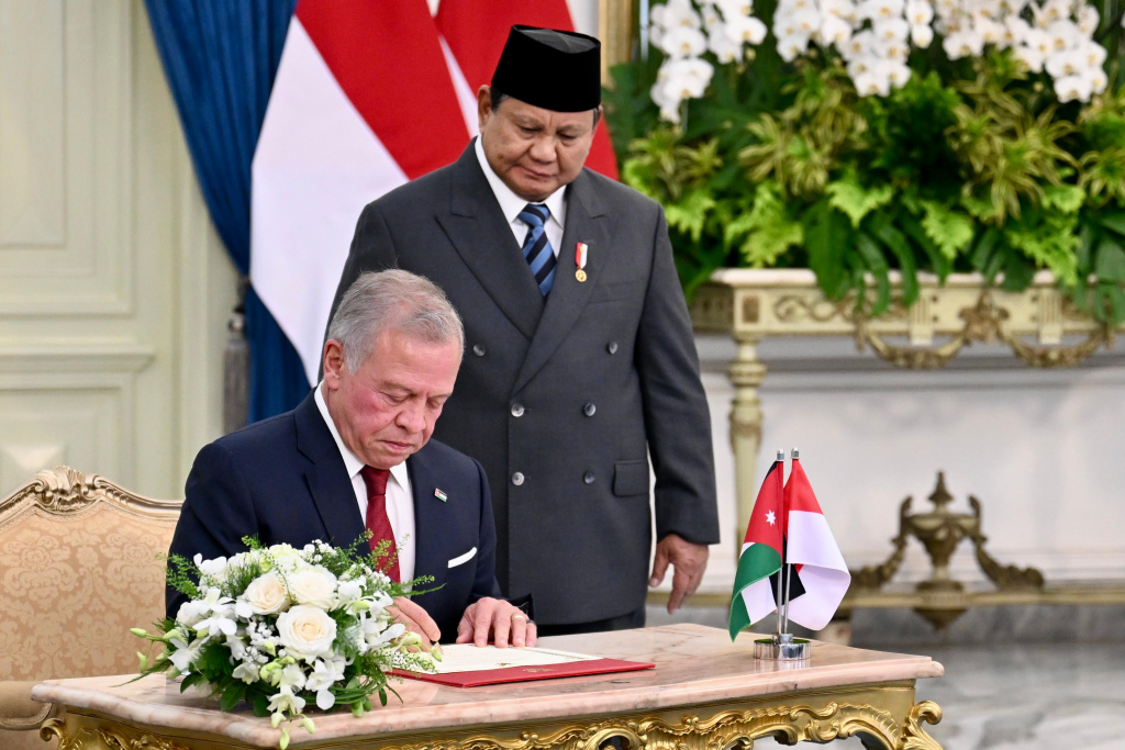 Presiden Prabowo Subianto menerima kunjungan kenegaraan Raja YordaniaHasyimiah Abdullah II Ibnu Al Hussein di Istana Merdeka (Ashar/Foto: BiroSetpres/SinPo.id)