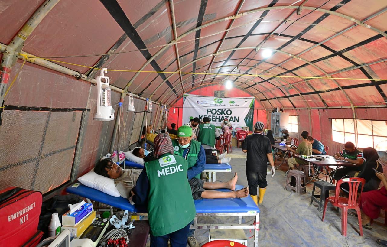 Presiden Prabowo Subianto kembali meninjau korban bencana banjir bandang di Kabupaten Tamiang Provinsi Aceh (Ashar/Foto: BiroSetpres/SinPo.id)