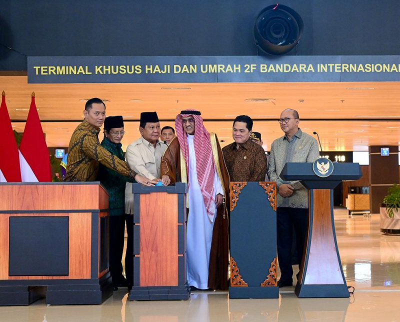 Presiden Prabowo Subianto meresmikan terminal khusus Haji dan Umrah 2F di Bandara Internasional Soekarno Hatta (Ashar/Foto:Muchlis Jr-Setpres/SinPo.id)
