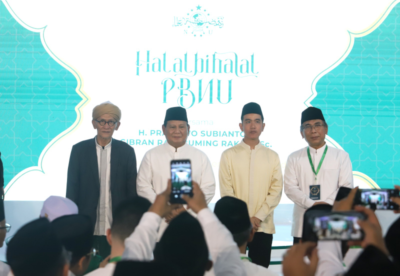 Presiden terpilih Prabowo Subianto dan Wakil Presiden terpilih Gibran Rakabuming Raka menghadiri  acara halal bihalal PBNU (Ashar/SinPo.id)