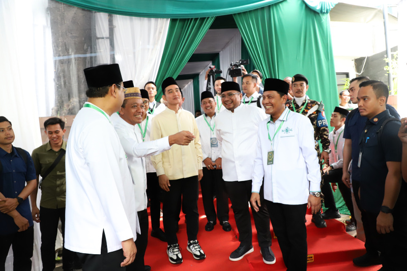 Presiden terpilih Prabowo Subianto dan Wakil Presiden terpilih Gibran Rakabuming Raka menghadiri  acara halal bihalal PBNU (Ashar/SinPo.id)