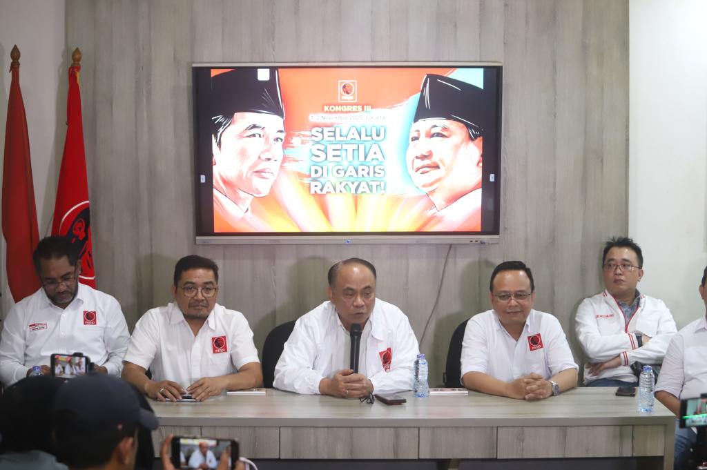 Ketua Umum Projo Budi Arie menggelar konferensi pers terkait akan diselenggarakan Kongres III yang akan dihadiri oleh Jokowi dan Presiden Prabowo Subianto (Ashar/SinPo.id)