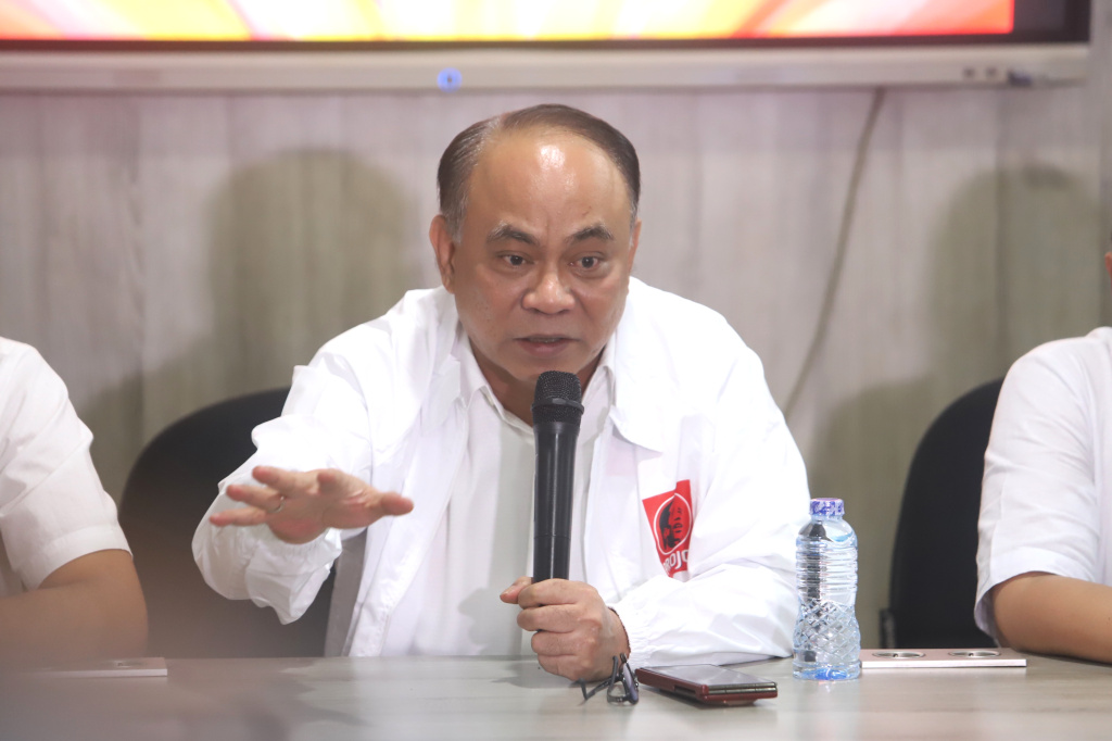 Ketua Umum Projo Budi Arie menggelar konferensi pers terkait akan diselenggarakan Kongres III yang akan dihadiri oleh Jokowi dan Presiden Prabowo Subianto (Ashar/SinPo.id)