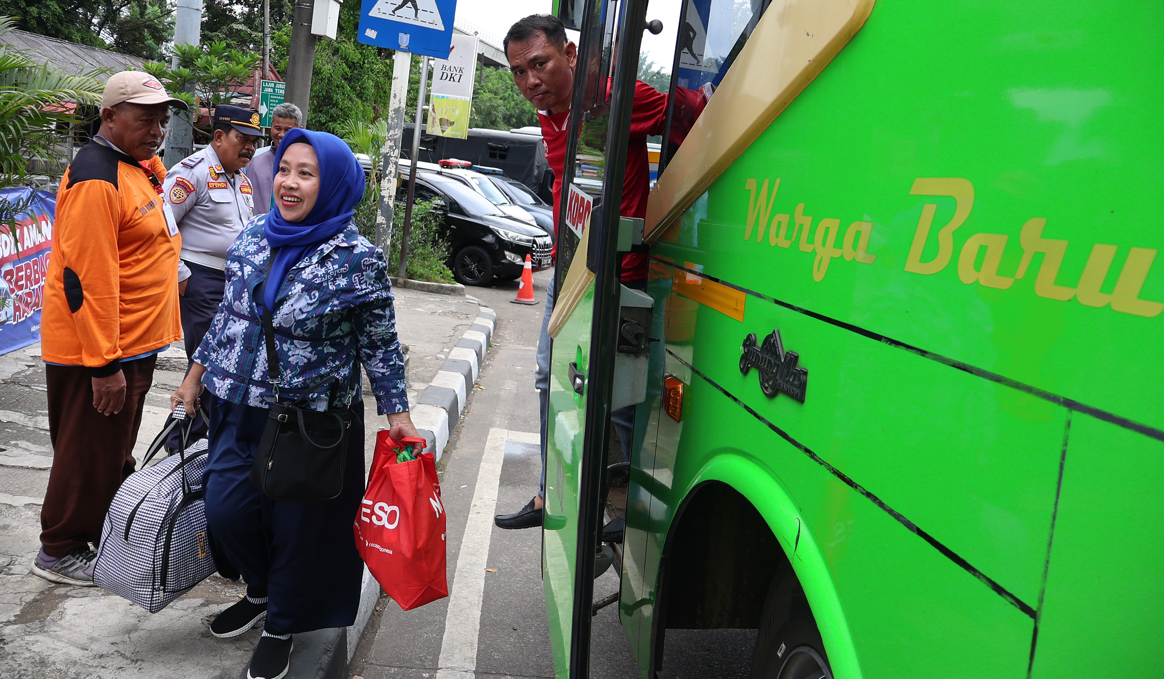 Arus balik Terminal Kampung Rambutan. (Agus Priatna/SinPo.id)