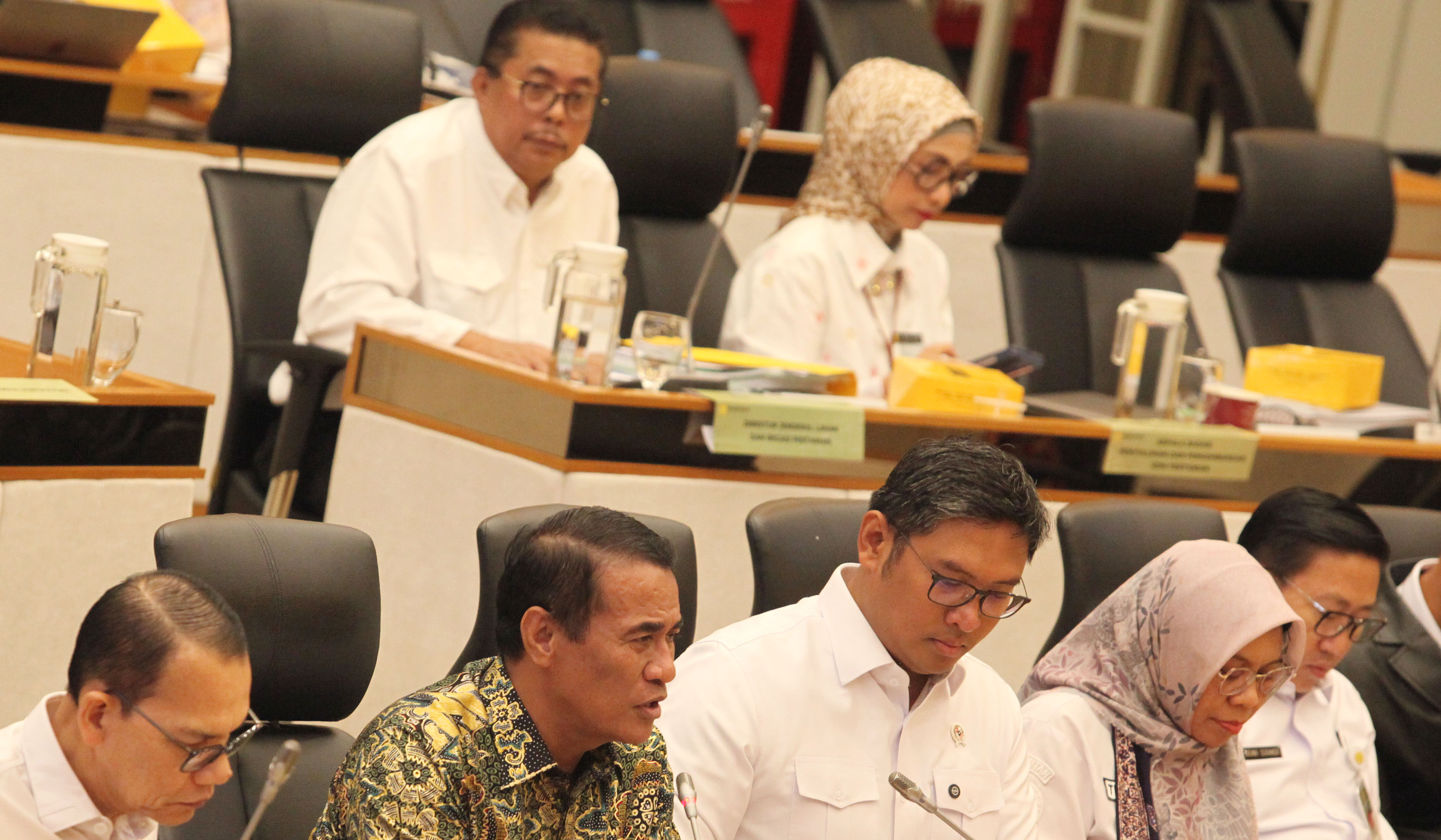 Menteri Pertanian, Amran Sulaiman, saat rapat bersama Komisi IV DPR. (Agus Priatna/SinPo.id)