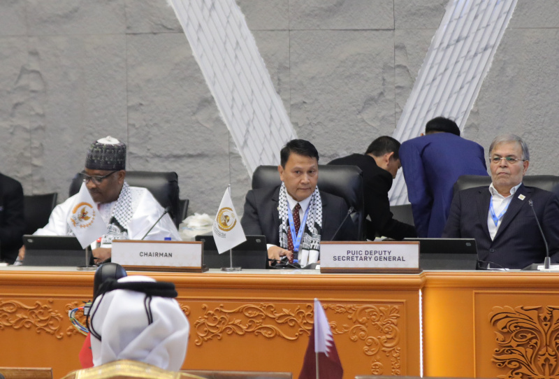 Ketua Badan Kerja Sama Antar-Parlemen (BKSAP) DPR RI, Mardani Ali Sera saat memimpin rapat komite Konferensi Ke-19 Uni Parlemen Negara Anggota Organisasi Kerja Sama Islam atau Parliamentary Union of the OIC (PUIC) tahun 2025 (Ashar/SinPo.id)