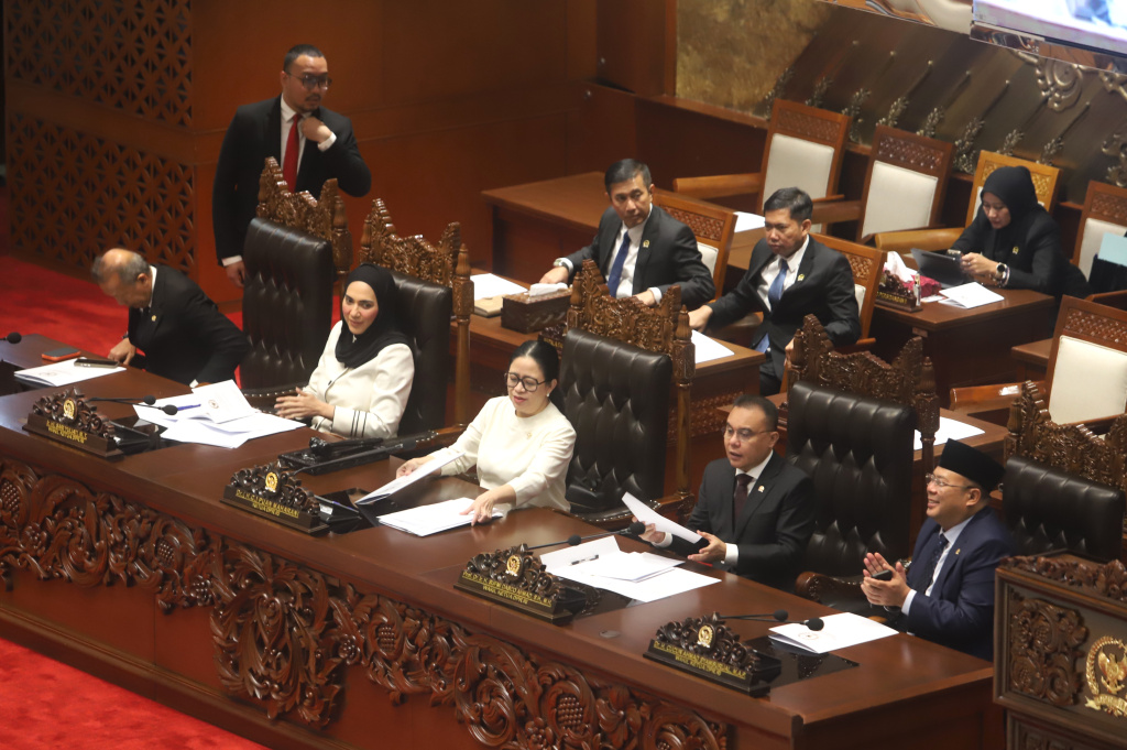 Pidato Ketua DPR Puan Maharani penutupan masa persidangan III (Ashar/SinPo.id)