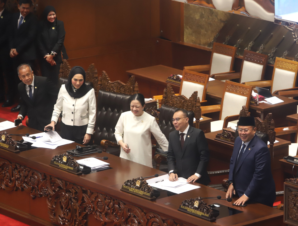 Pidato Ketua DPR Puan Maharani penutupan masa persidangan III (Ashar/SinPo.id)