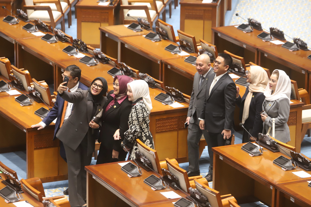 Pidato Ketua DPR Puan Maharani penutupan masa persidangan III (Ashar/SinPo.id)