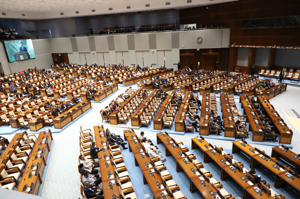 Pidato Ketua DPR Puan Maharani penutupan masa persidangan III (Ashar/SinPo.id)