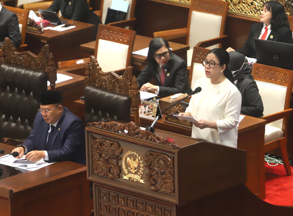 Pidato Ketua DPR Puan Maharani penutupan masa persidangan III (Ashar/SinPo.id)
