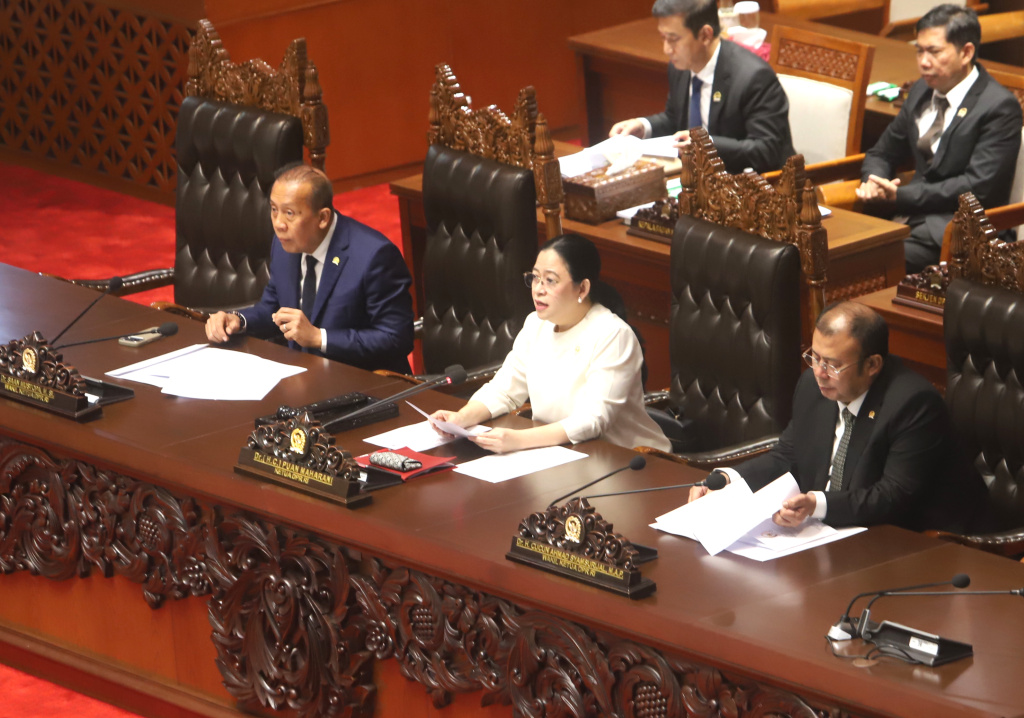 Ketua DPR Puan Maharani menyampaikan pidato Pembukaan Masa Persidangan V (Ashar/SinPo.id)