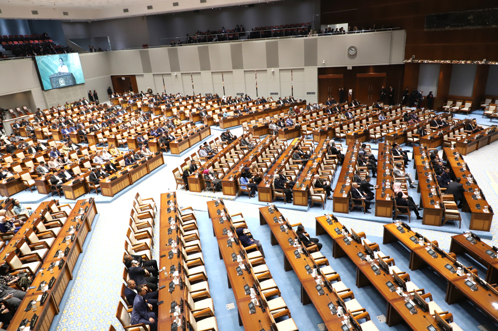 Ketua DPR Puan Maharani menyampaikan pidato Pembukaan Masa Persidangan V (Ashar/SinPo.id)