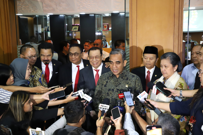 Ketua MPR RI Ahmad Muzani gelar Rapim MPR untuk membahas AKD MPR dan persiapan pelantikan Presiden pada tanggal 20 Oktober (Ashar/SinPo.id)