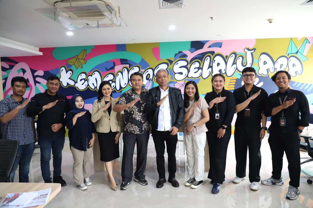 Redaksi Sinpo TV menggelar audiensi dengan Wakil Menteri Sosial Agus Jabo Priyono dengan membahas sekolah rakyat program Astacita Presiden Prabowo Subianto (Ashar/SinPo.id)