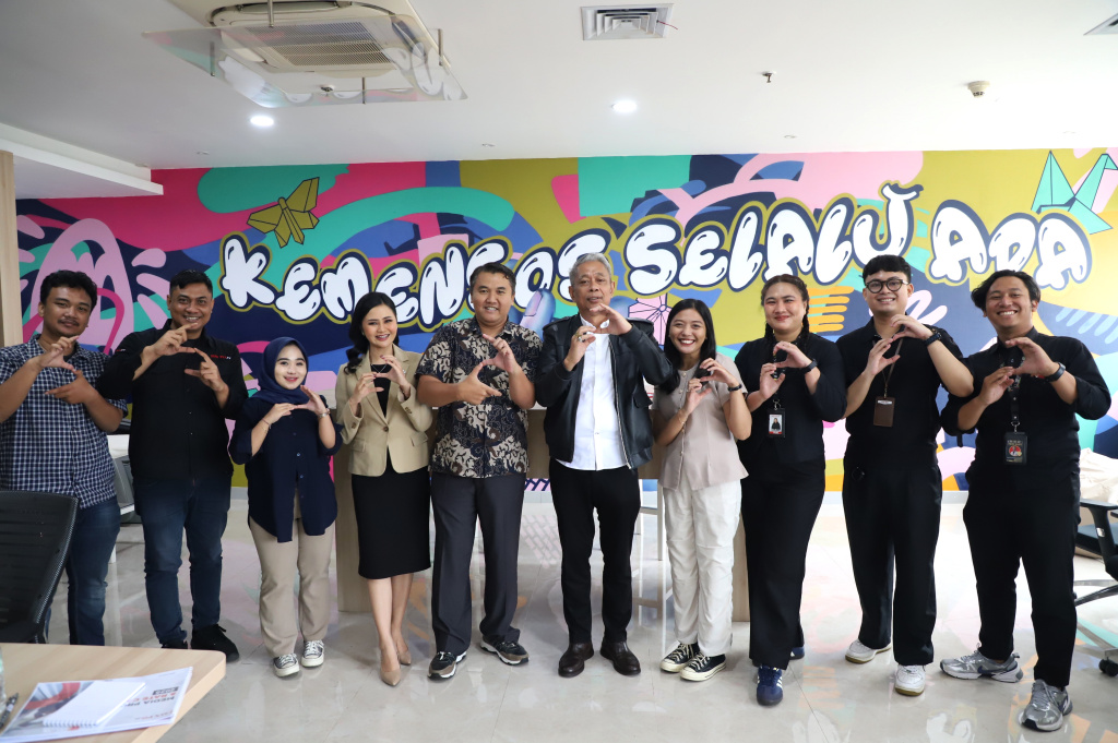 Redaksi Sinpo TV menggelar audiensi dengan Wakil Menteri Sosial Agus Jabo Priyono dengan membahas sekolah rakyat program Astacita Presiden Prabowo Subianto (Ashar/SinPo.id)