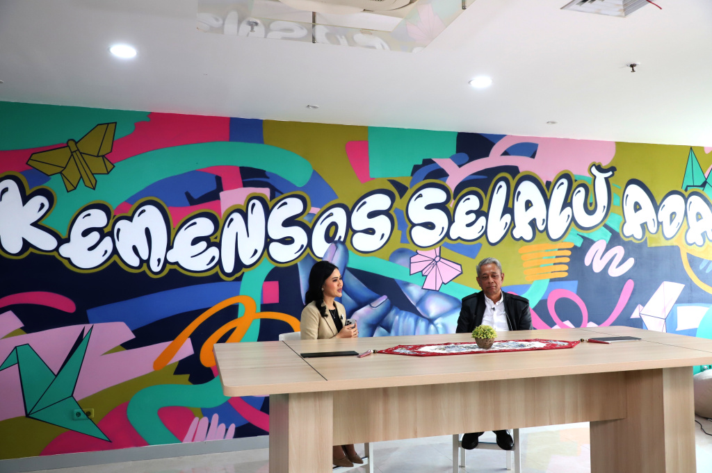 Redaksi Sinpo TV menggelar audiensi dengan Wakil Menteri Sosial Agus Jabo Priyono dengan membahas sekolah rakyat program Astacita Presiden Prabowo Subianto (Ashar/SinPo.id)