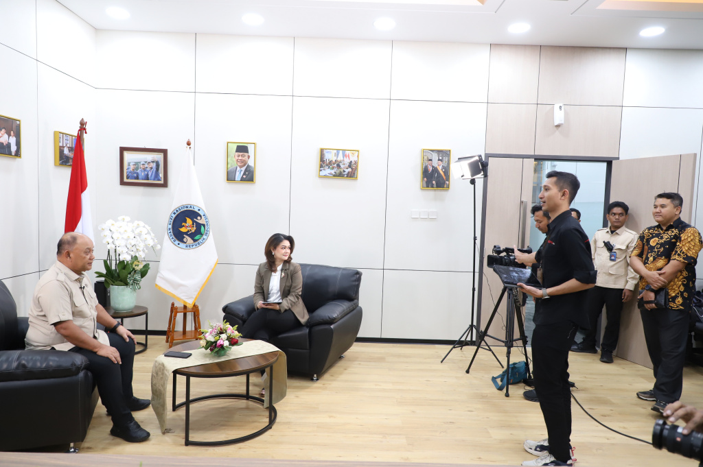 Jajaran Staf Redaksi Sinpo TV melakukan audiensi dengan Kepala BGN Dadan Hindayana untuk membahas Program Makan Bergizi Gratis Asta Cita ke-4 Presiden Prabowo Subianto (Ashar/SinPo.id)