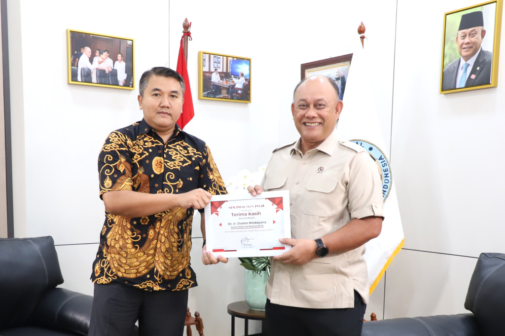 Jajaran Staf Redaksi Sinpo TV melakukan audiensi dengan Kepala BGN Dadan Hindayana untuk membahas Program Makan Bergizi Gratis Asta Cita ke-4 Presiden Prabowo Subianto (Ashar/SinPo.id)