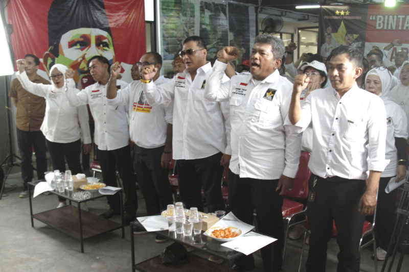 Relawan BP08 deklarasi dukung Prabowo Subianto sebagai Presiden di Pilpres 2024 (Ashar/SinPo.id)