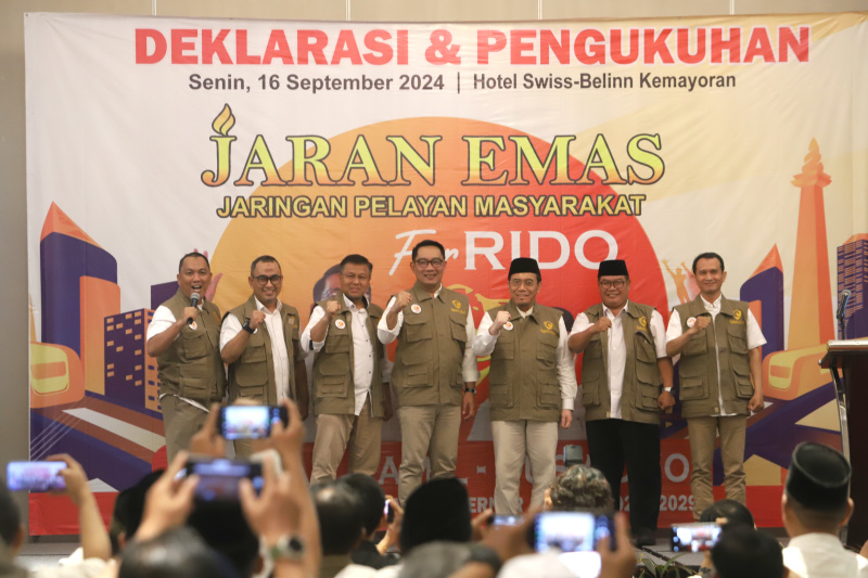 Relawan Jaran Emas mendeklarasikan mendukung pasangan Bacagub Jakarta Ridwan Kamil-Suswono (Ashar/SinPo.id)