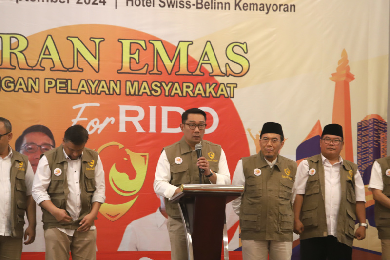 Relawan Jaran Emas mendeklarasikan mendukung pasangan Bacagub Jakarta Ridwan Kamil-Suswono (Ashar/SinPo.id)