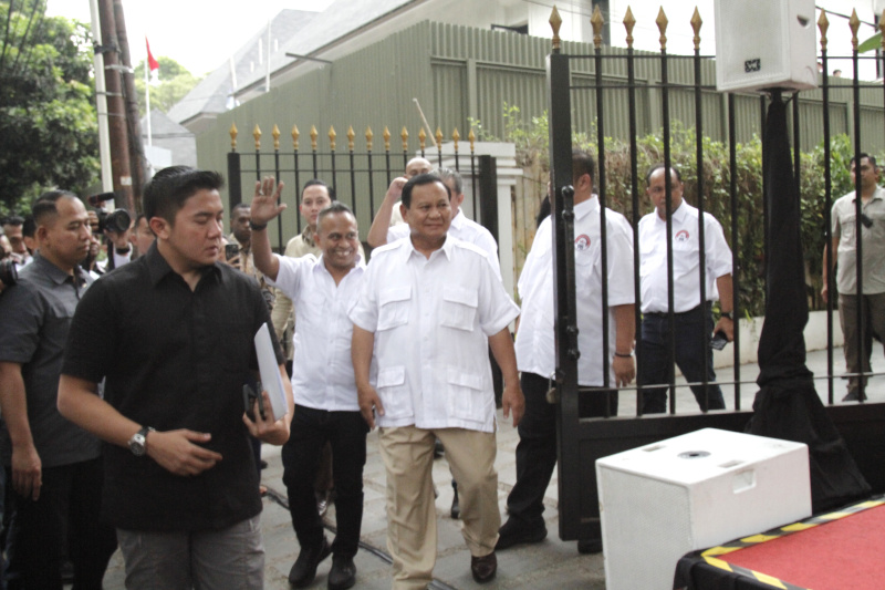 Relawan Persaudaraan Aktivis 98 deklarasi dukung Prabowo dan Gibran sebagai pasangan Presiden dan Cawapres di Pilres 2024 (Ashar/SinPo.id)