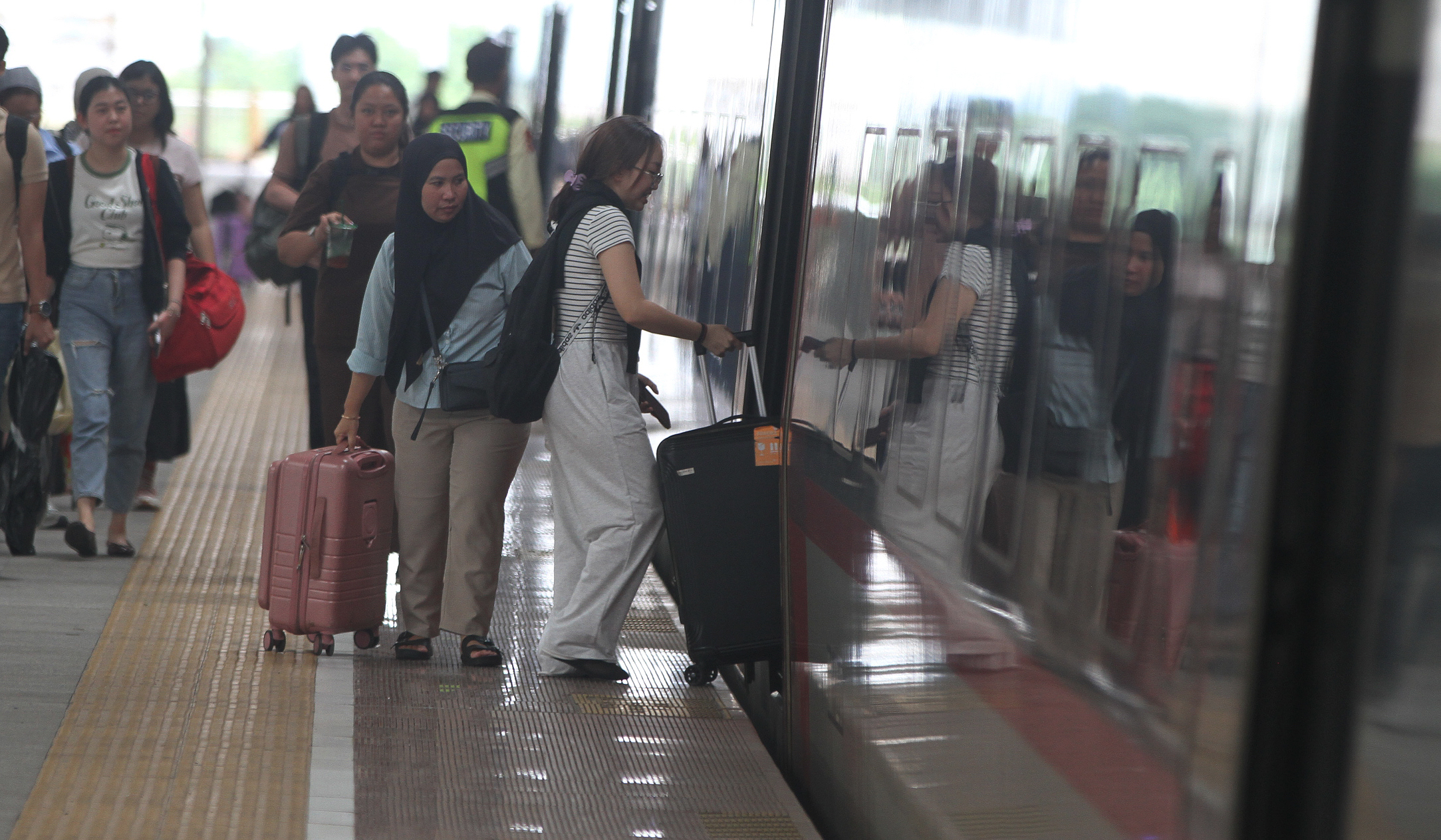 Stasiun Kereta Cepat Halim. (Agus Priatna/SinPo.id)