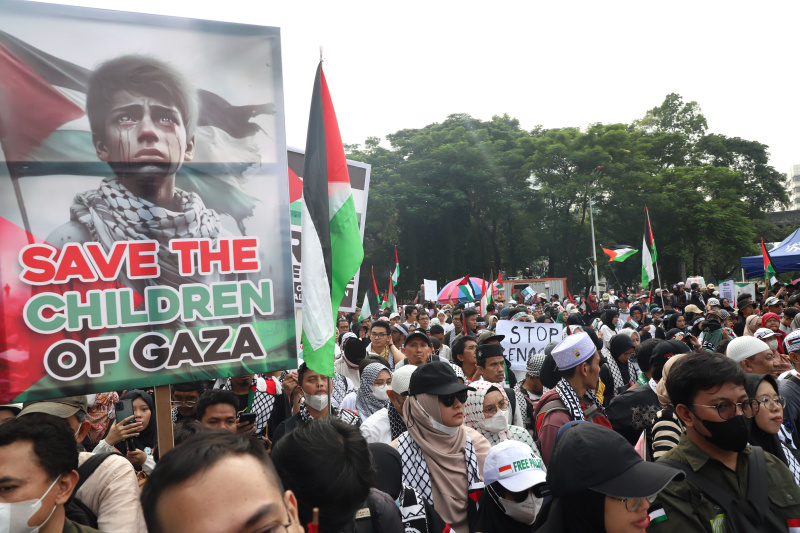 Ribuan warga gelar aksi solidaritas bela Palestina 