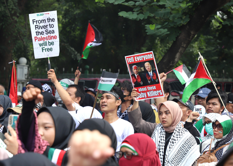 Ribuan warga gelar aksi solidaritas bela Palestina 