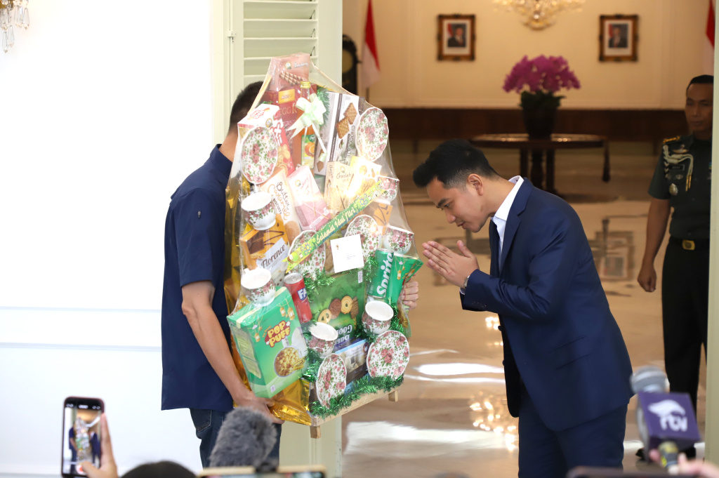 Rismon Sianipar langsung meminta maaf kepada Wakil Presiden Gibran Rakabuming Raka terkait ijazah palsu (Ashar/Si